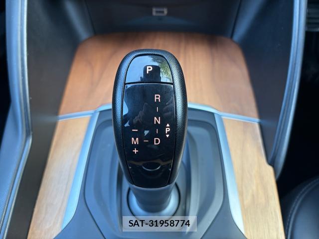 ALFA ROMEO Giulia 2019-05 8284041-3