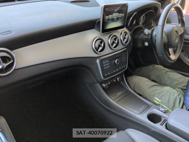 Mercedes Benz GLA-CLASS 2016-07 8278976-2