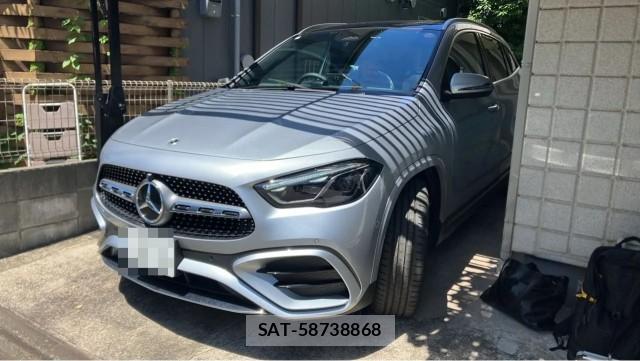 Mercedes Benz GLA-CLASS 2025-12 8281320-11