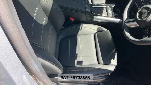 Mercedes Benz GLA-CLASS 2025-12 8281320-5
