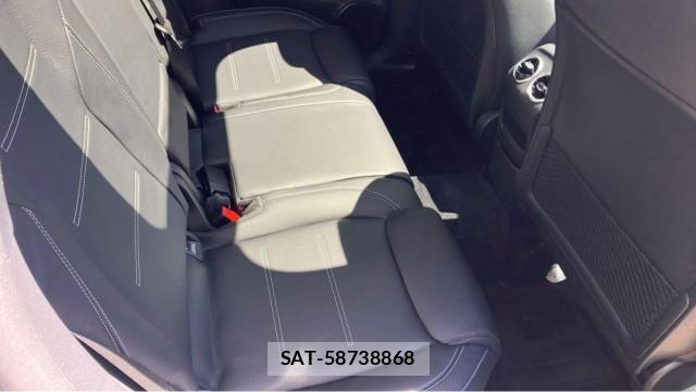 Mercedes Benz GLA-CLASS 2025-12 8281320-6