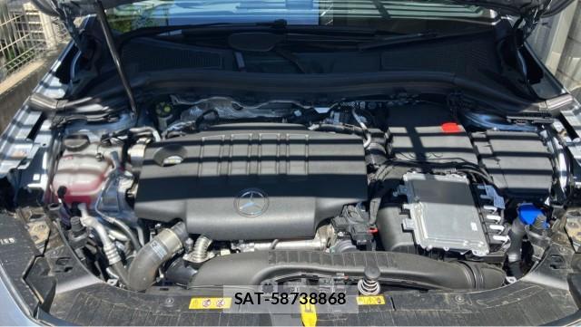 Mercedes Benz GLA-CLASS 2025-12 8281320-7