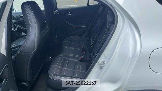 Mercedes Benz GLA-CLASS 2014-07 8282090-6