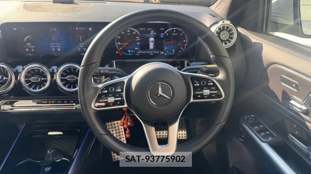 Mercedes Benz GLA-CLASS 2023-07 8282131-11