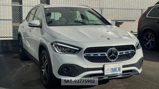 Mercedes Benz GLA-CLASS 2023-07 8282131-9