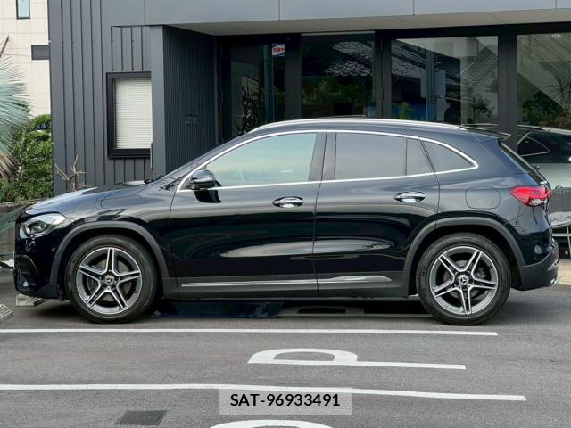 Mercedes Benz GLA-CLASS 2020-07 8282538-10