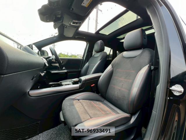 Mercedes Benz GLA-CLASS 2020-07 8282538-13