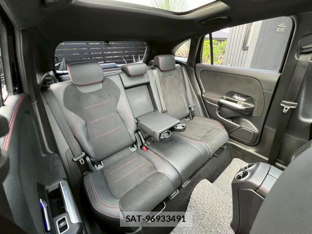 Mercedes Benz GLA-CLASS 2020-07 8282538-4
