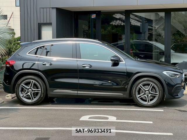 Mercedes Benz GLA-CLASS 2020-07 8282538-6