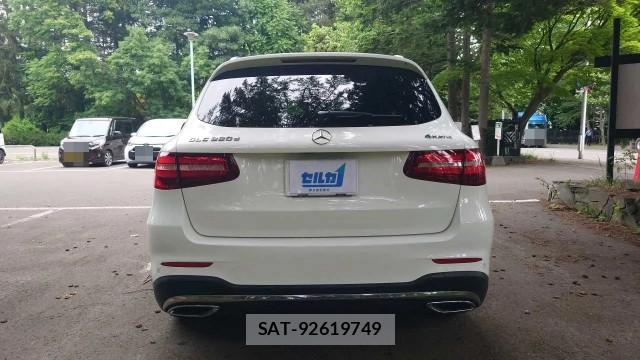 Mercedes Benz GLC-CLASS 2017-05 8281560-1