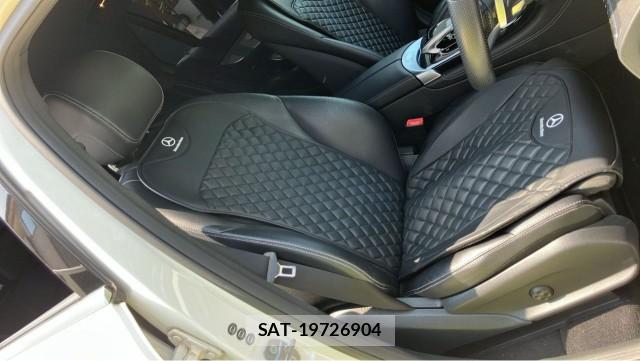 Mercedes Benz GLC-CLASS 2016-07 8282025-5