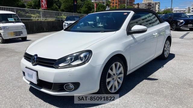 VolksWagen GOLF 2012-01 8281412-11