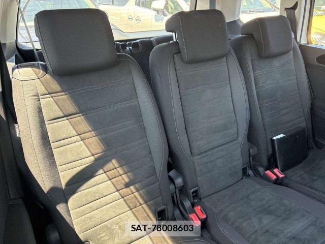 VolksWagen GOLF TOURAN 2016-06 8278909-6