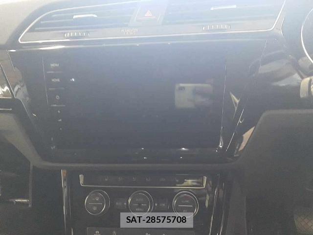 VolksWagen GOLF TOURAN 2017-10 8278920-3