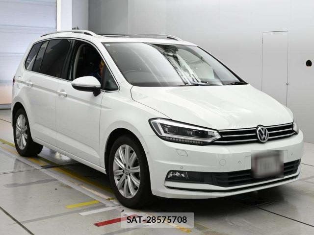 VolksWagen GOLF TOURAN 2017-10 8278920-5