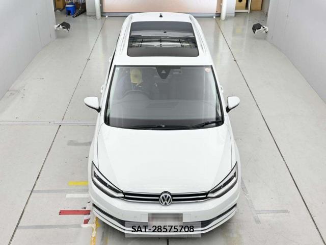 VolksWagen GOLF TOURAN 2017-10 8278920-6