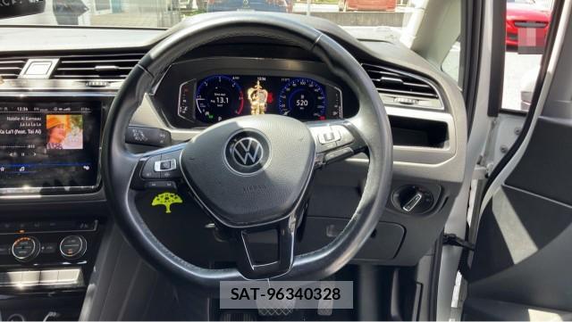 VolksWagen GOLF TOURAN 2022-10 8282240-15