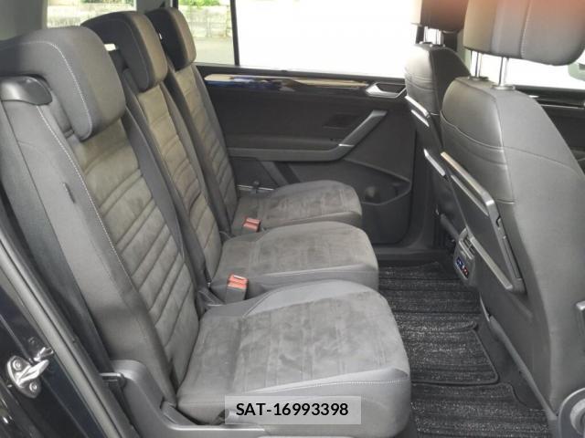 VolksWagen GOLF TOURAN 2023-11 8284686-3