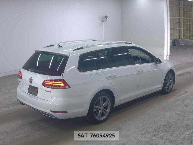 VolksWagen GOLF VARIANT 2019-10 8284656-4