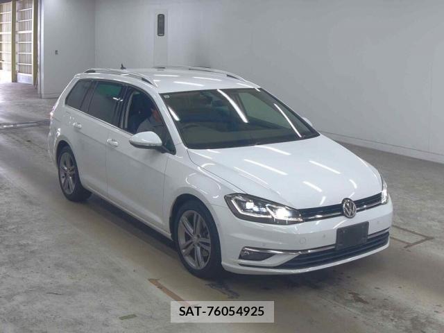 VolksWagen GOLF VARIANT 2019-10 8284656-5