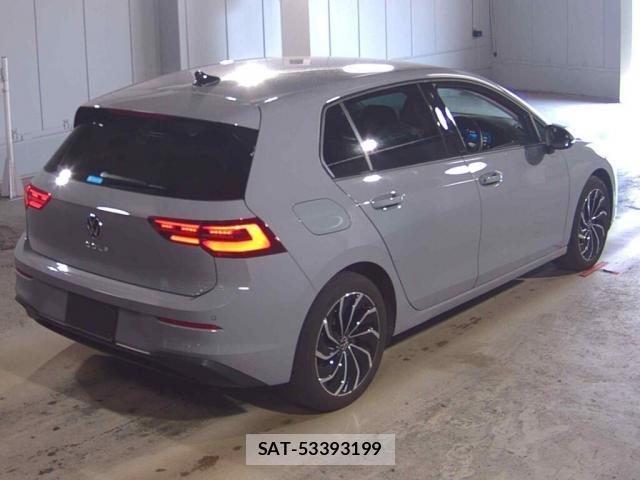 VolksWagen GOLF 2023-06 8278905-4