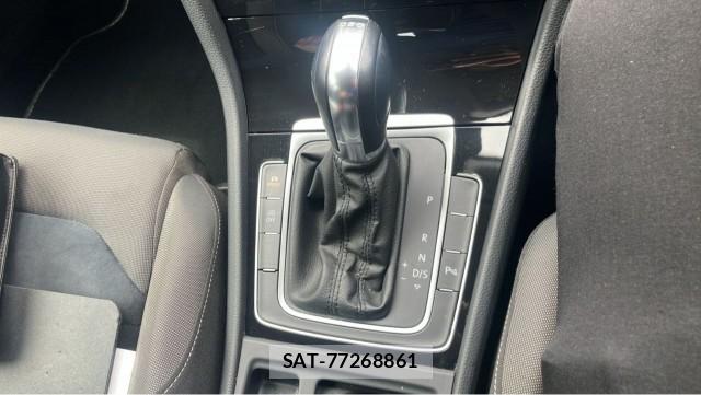 VolksWagen GOLF 2013-10 8280845-14