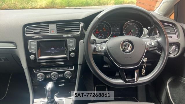 VolksWagen GOLF 2013-10 8280845-16