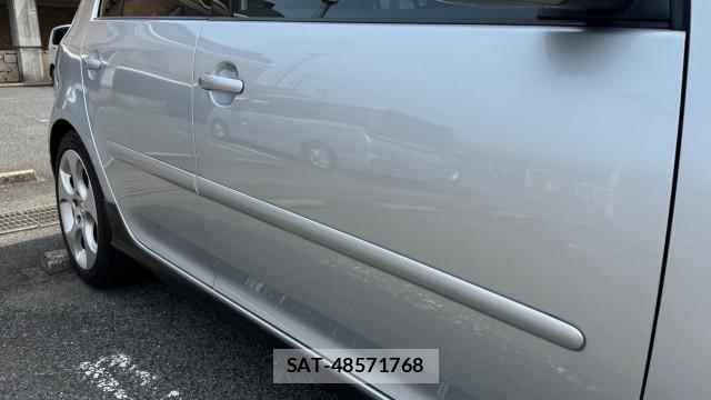 VolksWagen GOLF 2006-04 8281499-11