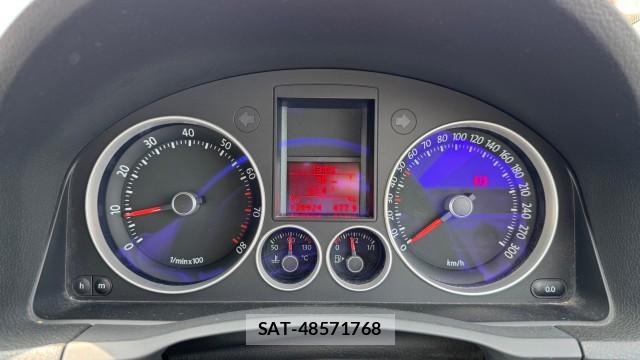 VolksWagen GOLF 2006-04 8281499-14