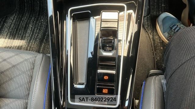 VolksWagen GOLF 2025-07 8282023-14