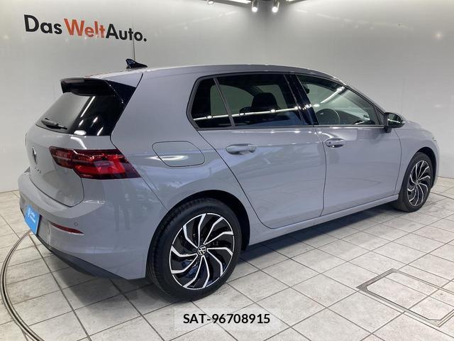 VolksWagen GOLF 2024-07 8283835-17