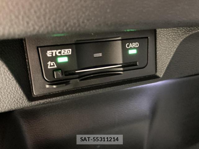 VolksWagen GOLF 2023-11 8283836-8