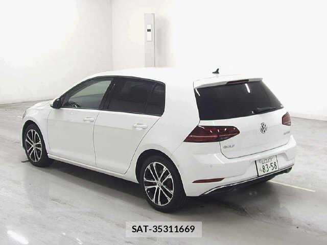 VolksWagen GOLF 2019-09 8284415-4