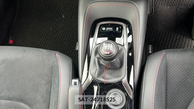 Toyota COROLLA 2023-05 8281617-14