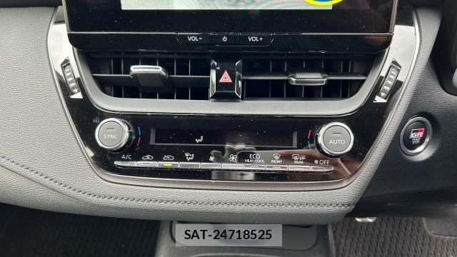 Toyota COROLLA 2023-05 8281617-4
