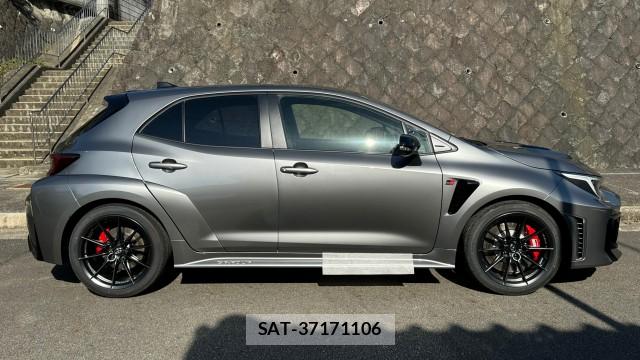 Toyota COROLLA 2025-09 8281624-3