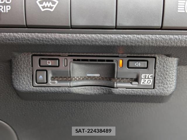Toyota COROLLA 2025-08 8283264-13