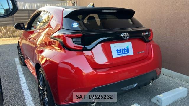 Toyota Gr Yaris 2023-09 8280498-13