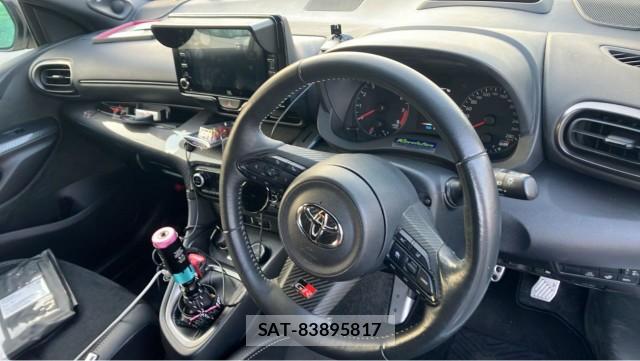 Toyota Gr Yaris 2022-04 8280622-2