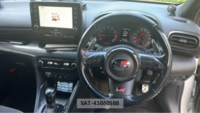 Toyota Gr Yaris 2021-04 8282015-16