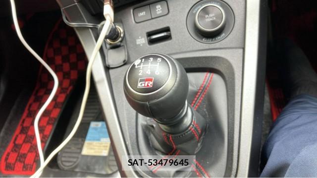Toyota Gr Yaris 2025-06 8282492-14