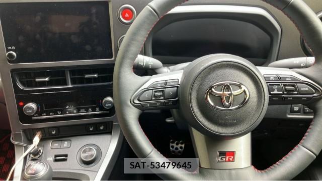 Toyota Gr Yaris 2025-06 8282492-16
