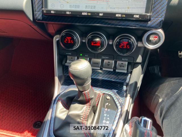 Toyota GR86 2022-01 8277500-15