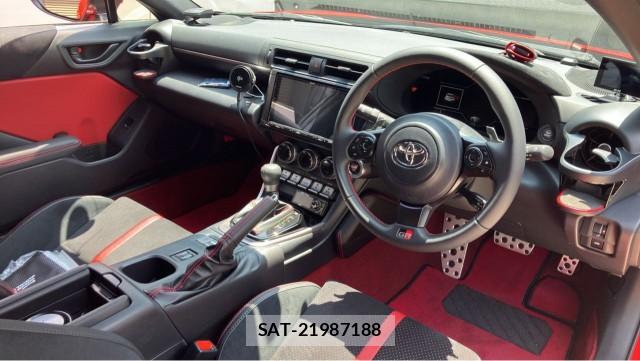 Toyota GR86 2025-06 8280597-2