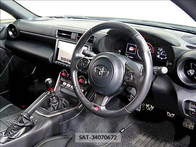 Toyota GR86 2022-05 8281253-10