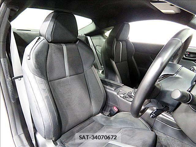 Toyota GR86 2022-05 8281253-11
