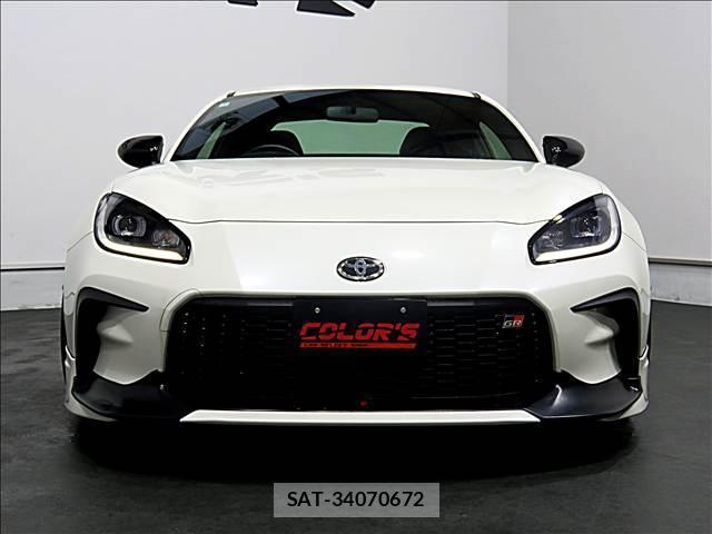 Toyota GR86 2022-05 8281253-4
