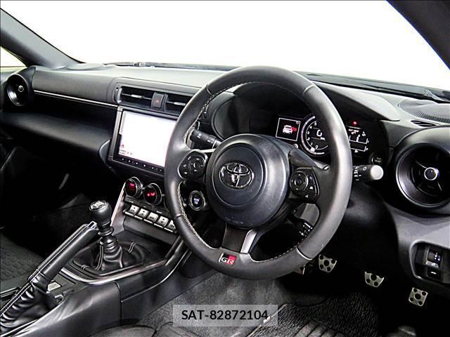 Toyota GR86 2023-11 8281269-10