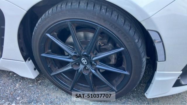 Toyota GR86 2024-07 8282137-8