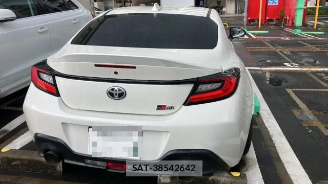 Toyota GR86 2021-12 8282455-1